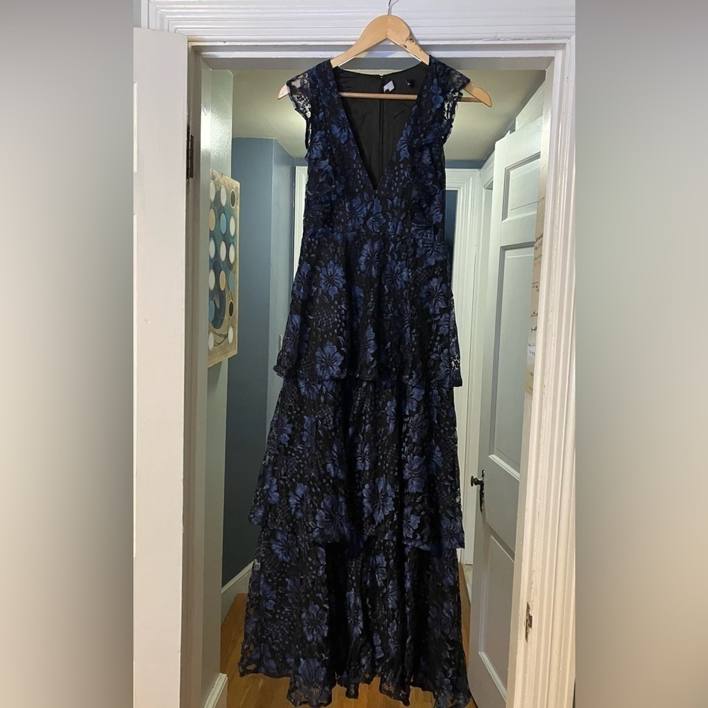 LULU's Sexy FLowy Prom Wedding Bridesmaid Tiered Lace Floral Ruffles Maxi - Picture 8 of 8